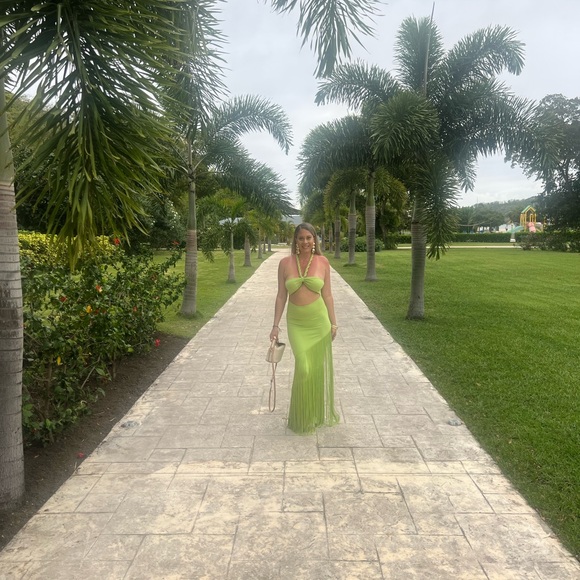 Vibrant Green Halter Cutout Fringe Dress - Picture 2 of 2